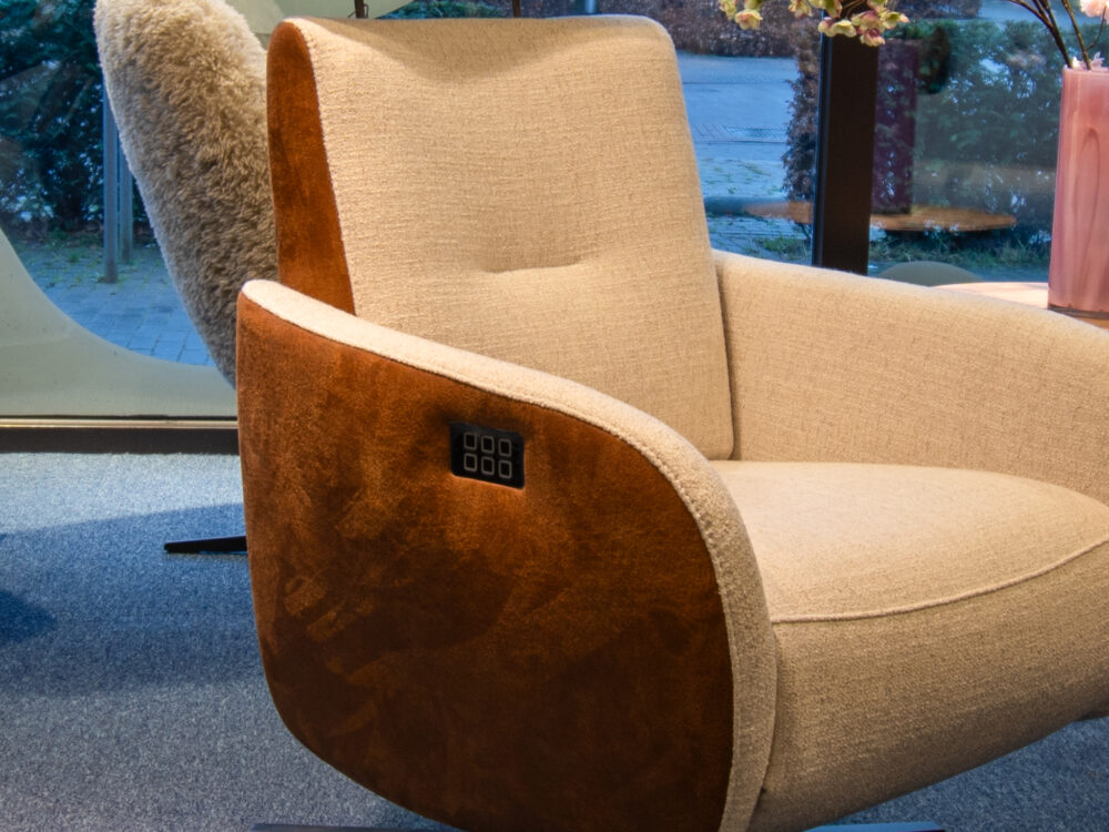 DFM Rene 2 kleuren showroommodel met sta-op functie - Afbeelding 6