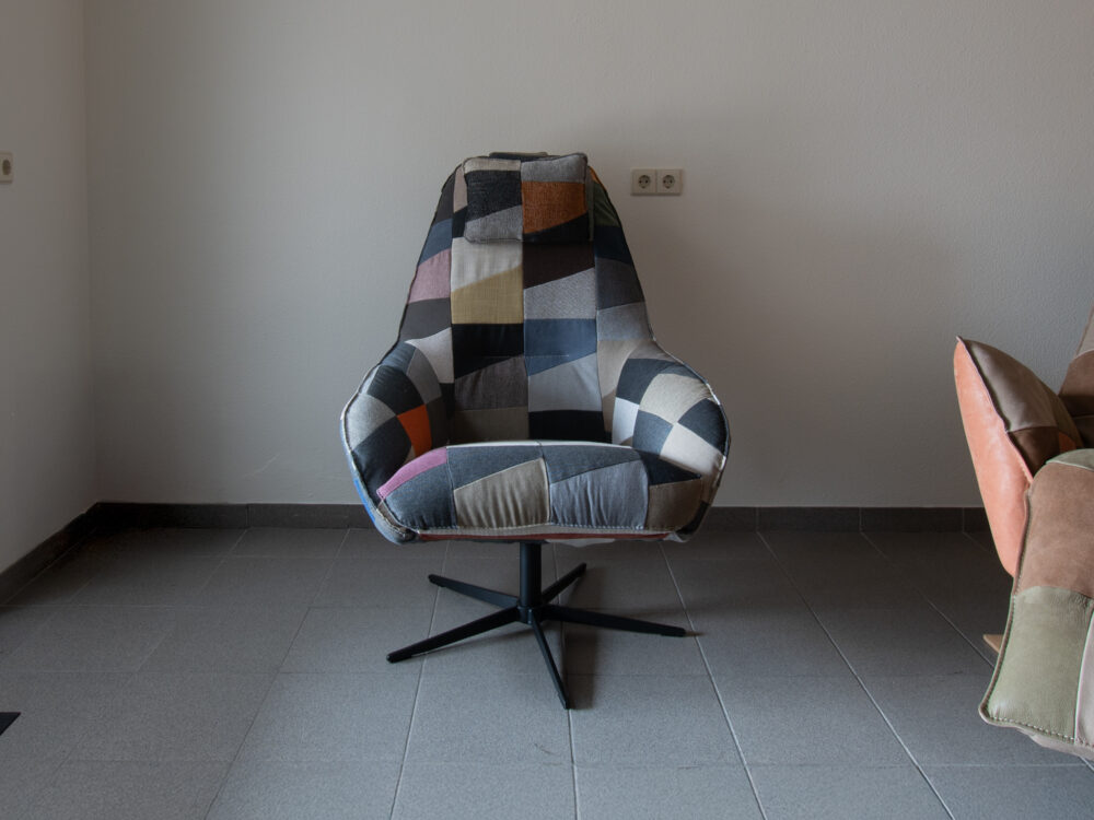Patchwork draaifauteuil Ilona Hoog stof - Afbeelding 6