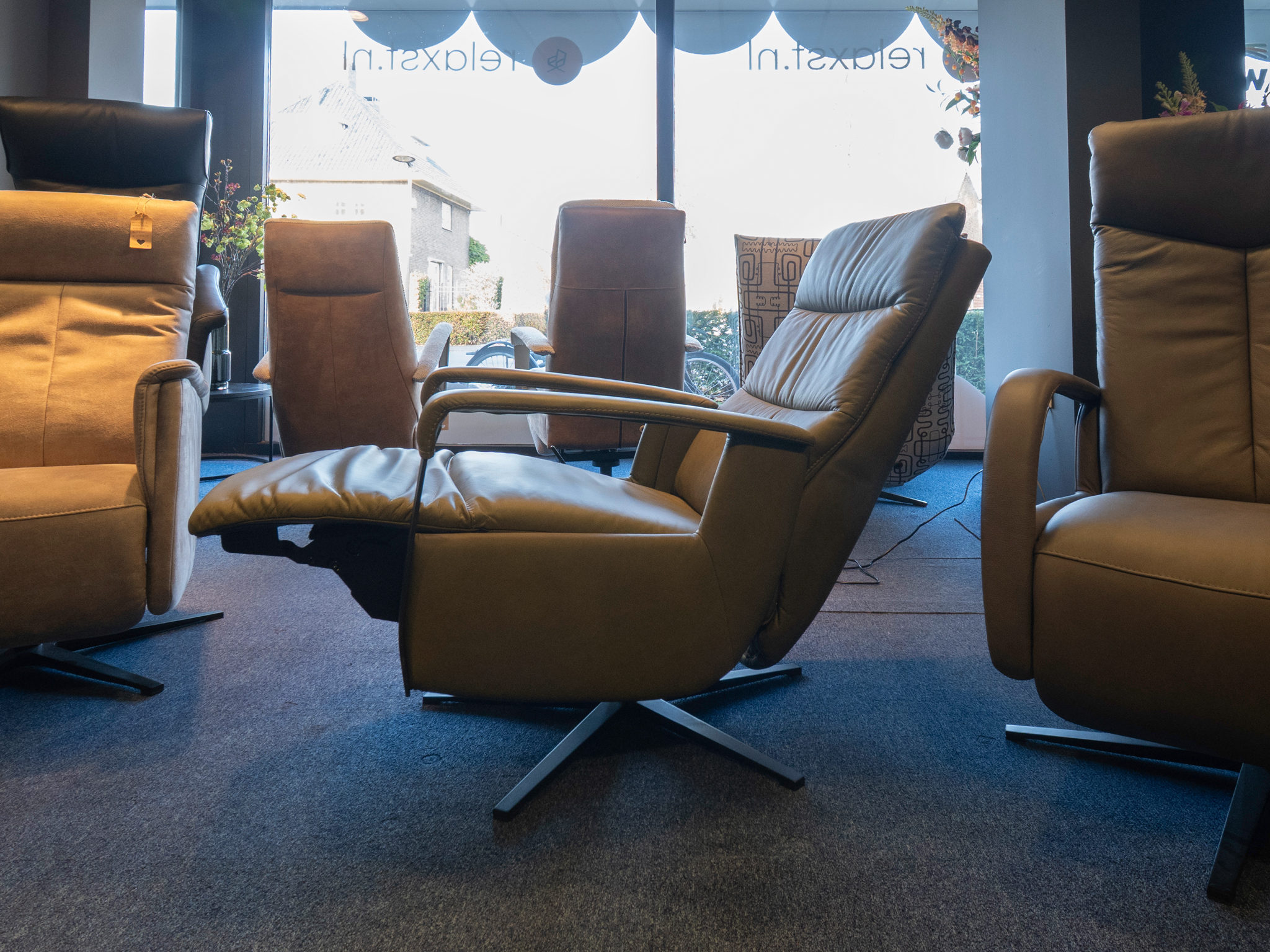 Relaxfauteuil op gasveer Bentley - Afbeelding 3
