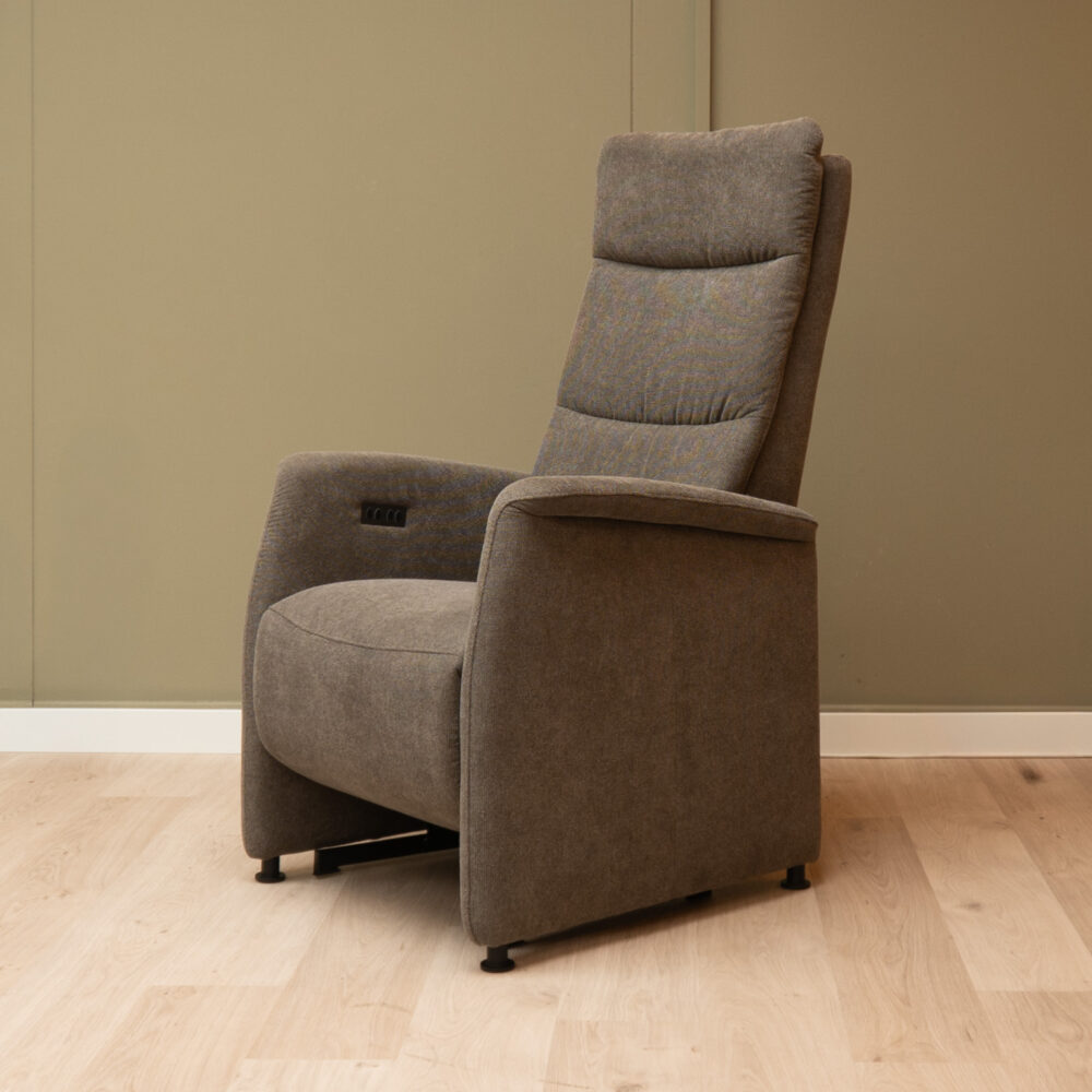 Alternative view of Sta op en relaxfauteuil Bentley