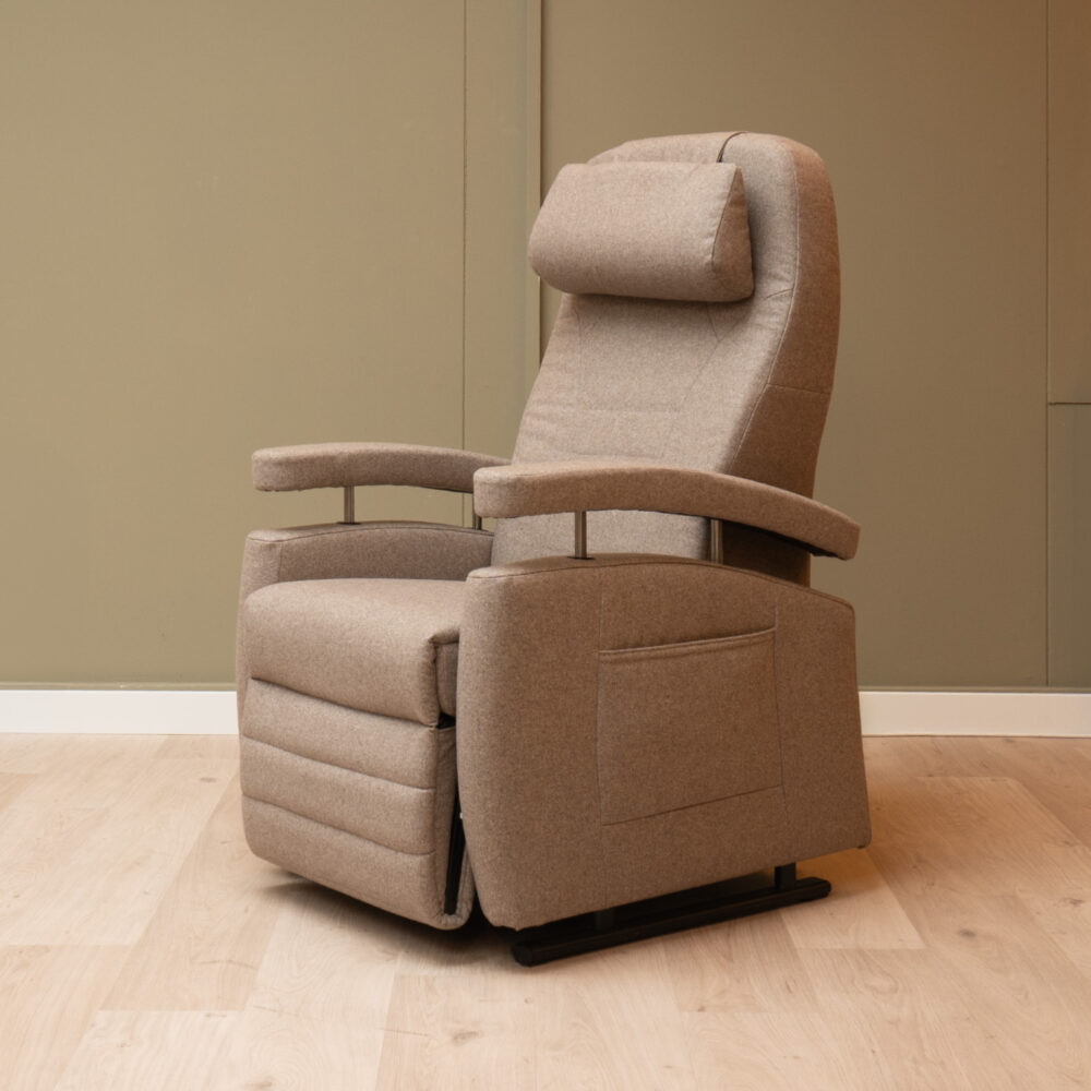 Alternative view of Fitform vario 570 sta op stoel NEW