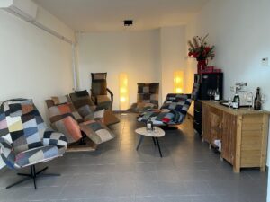 Patchwork sta op en relaxstoelen