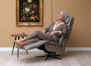 Relaxfauteuils en sta op stoelen bij Relaxst
